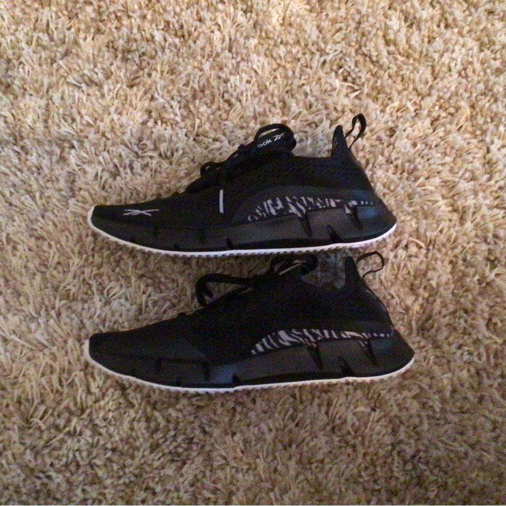 Women’s Reebok Sneakers Size 7